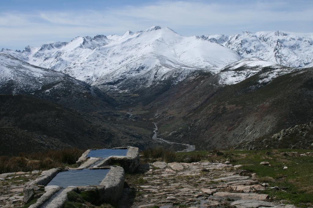 La Pasailla De Gredos Vendégház Navacepeda de Tormes Kültér fotó